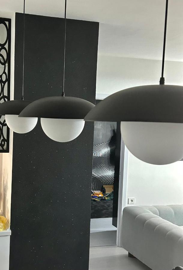 Sandev Apartments Black&White Štip エクステリア 写真